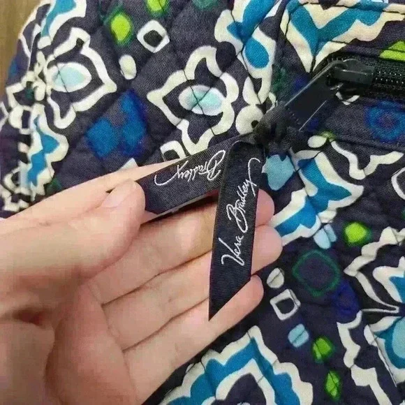 Vera Bradley Handbag - Picture 3 of 10